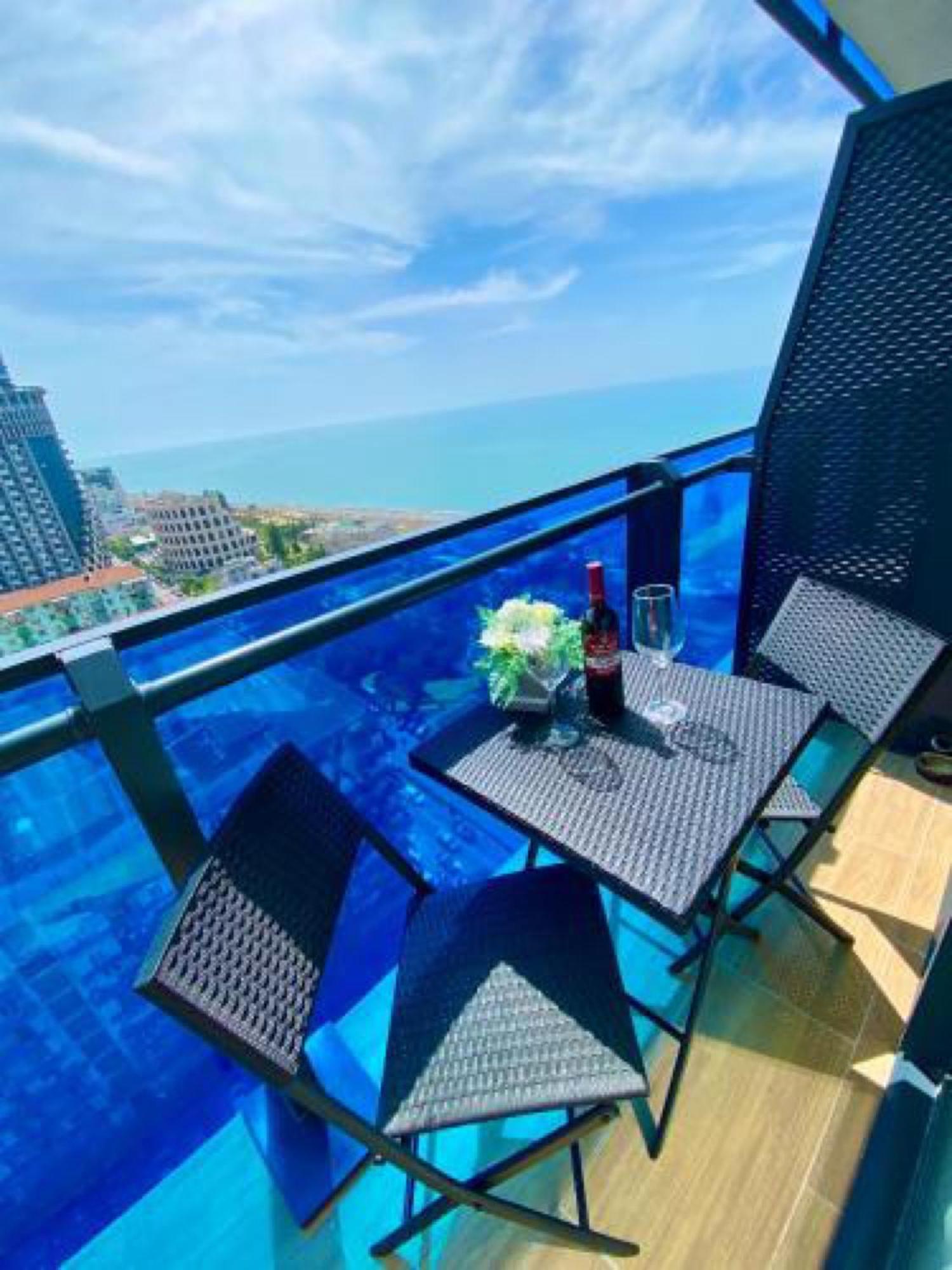 Aparthotel Sea View Orbi City à Batoumi Extérieur photo